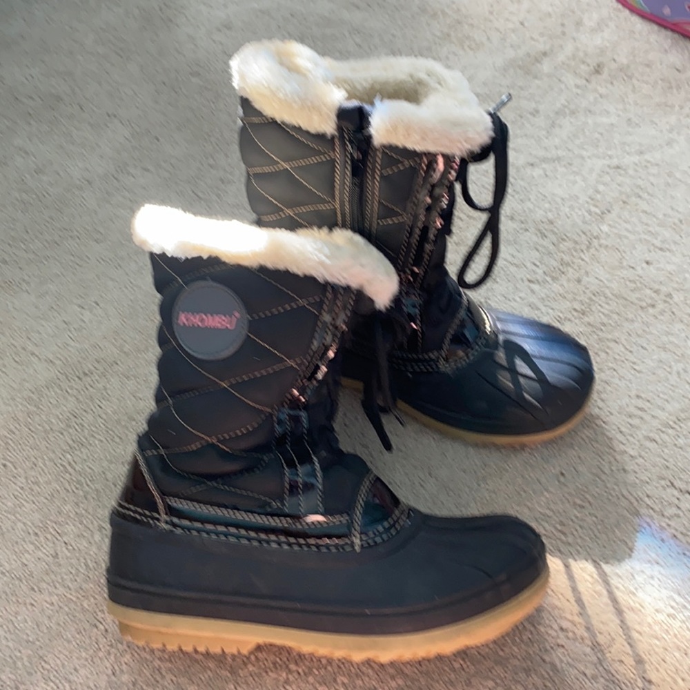 Khombu snow boots